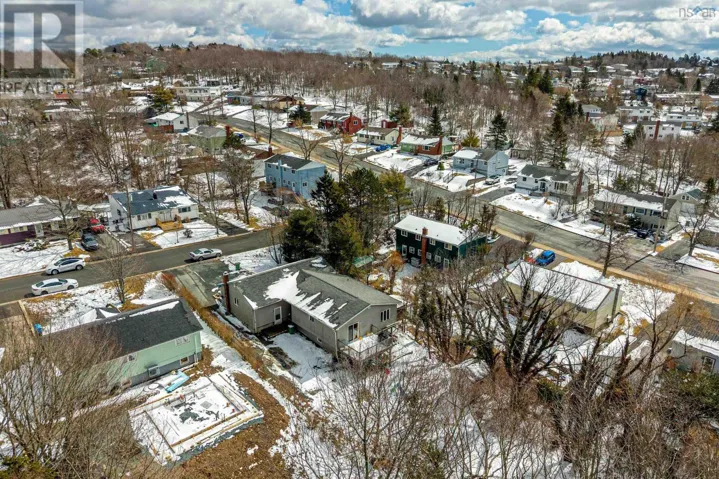 3/3A Pauline Crescent, Dartmouth, Nova Scotia B2W2A5