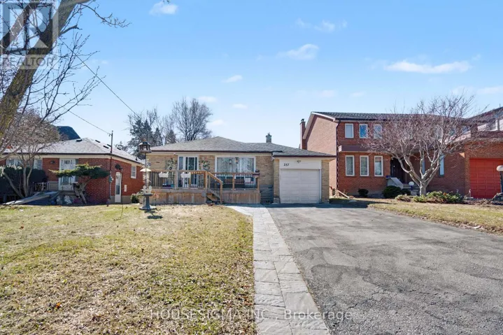 257 OLIVE AVENUE, Toronto (Willowdale East), Ontario M2N4P5