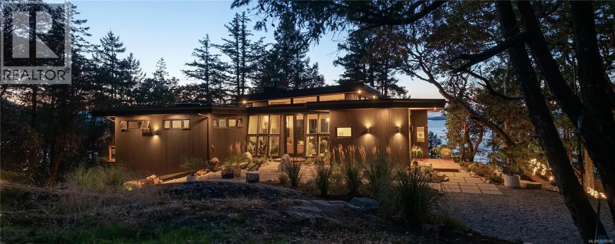 154 Narrows West Rd, Salt Spring, British Columbia V8K0A1