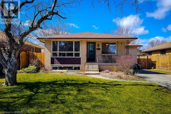 25 BUCKINGHAM Street, Brantford, Ontario N3R3A9