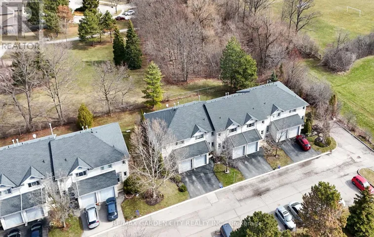 59 - 2 ROYALWOOD COURT, Hamilton (Stoney Creek), Ontario L8E4Z1