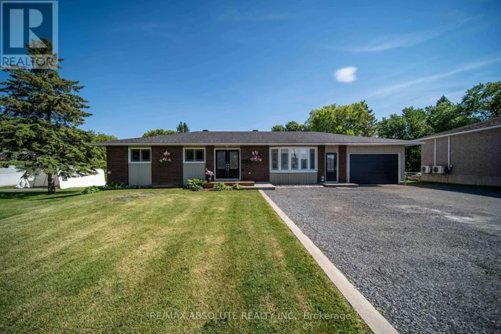 782 NOTRE DAME STREET, Russell, Ontario K0A1W1