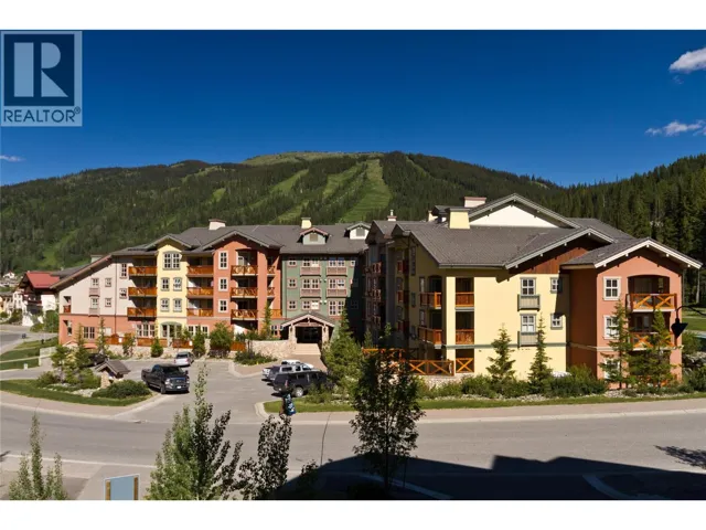 3190 CREEKSIDE Way Unit# 215, Kamloops, British Columbia V0E5N0
