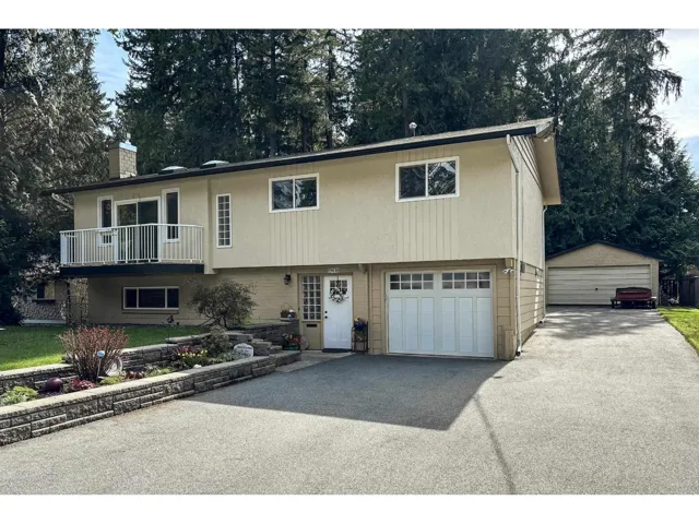 19618 41A AVENUE, Langley, British Columbia V3A2Z6