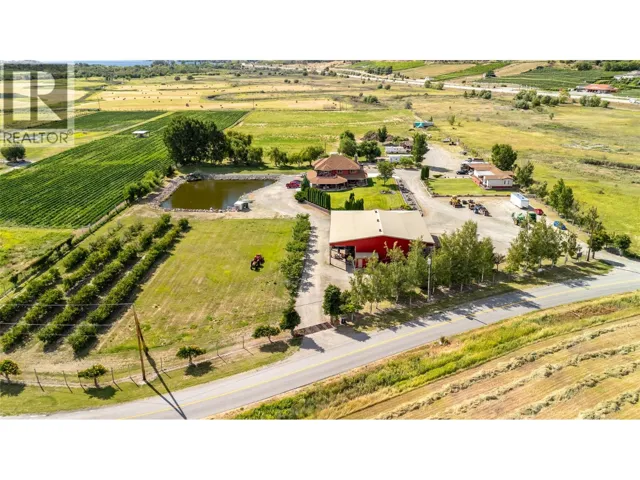 8705 ROAD 22 Road, Oliver, British Columbia V0H1T1