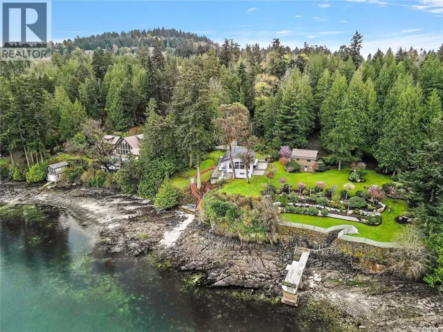 976 Lands End Rd, North Saanich, British Columbia V8L5L3