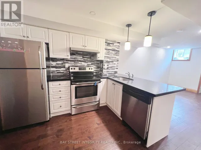BSMT-220 SIXTEEN MILE DRIVE, Oakville (GO Glenorchy), Ontario L6M0T8