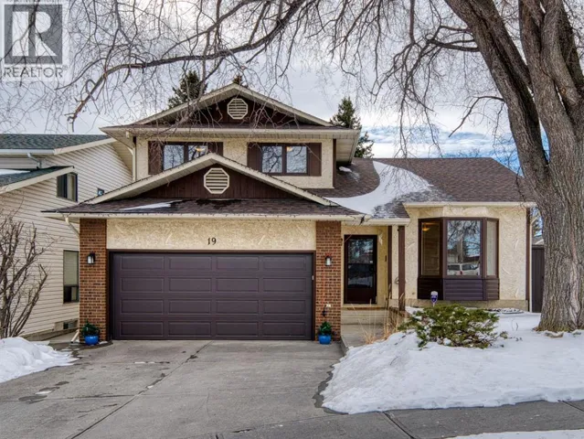 19 Scenic Green NW, Calgary, Alberta T3L1A1