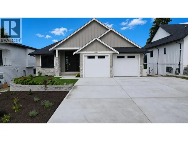 1905 35 Street NE, Salmon Arm, British Columbia V1E1M9