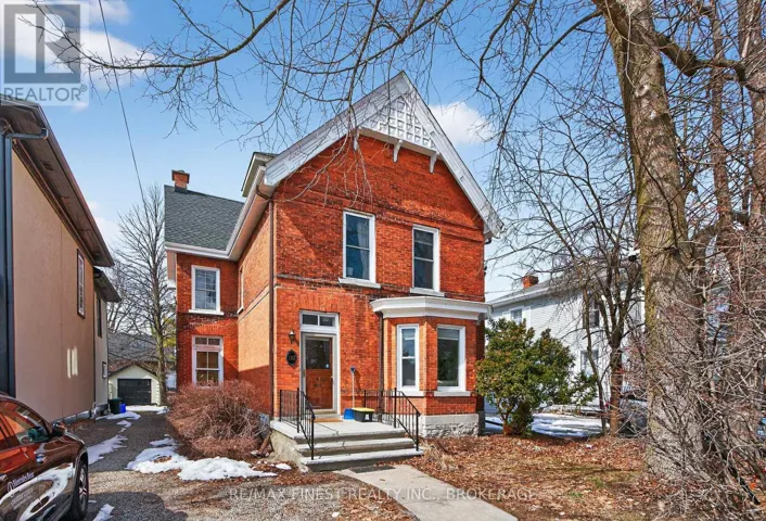 212 ALBERT STREET, Kingston (Central City East), Ontario K7L3V3
