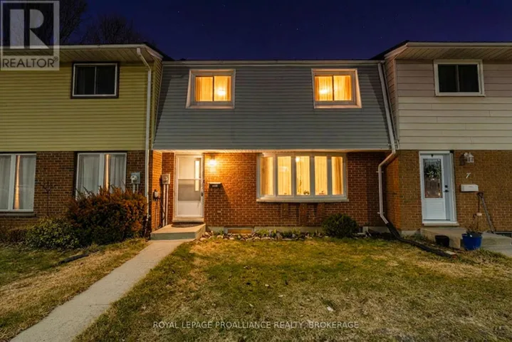 5 - 9 WINCHESTER DRIVE, Greater Napanee (Greater Napanee), Ontario K7R3P9