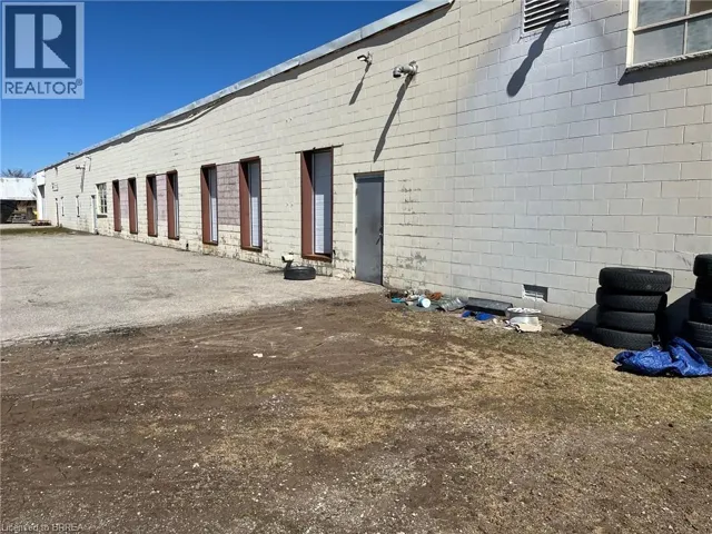 326 GRAND RIVER Street N Unit# B, Paris, Ontario N3L3R7