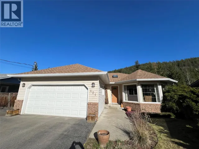 421 Oak Avenue, Sicamous, British Columbia V0E2V1