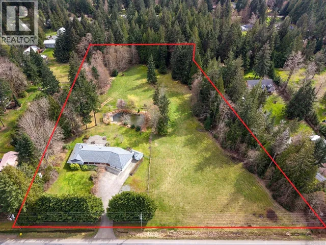 2495 Huband Rd, Courtenay, British Columbia V9J1L6