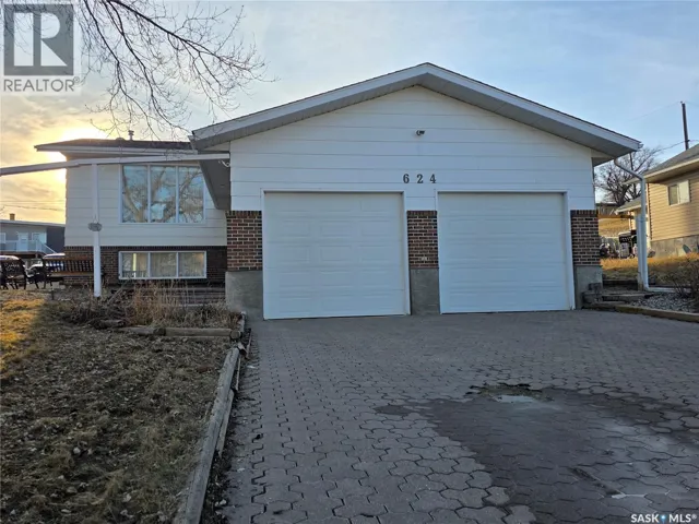 624 7th AVENUE NE, Swift Current, Saskatchewan S9H2N9