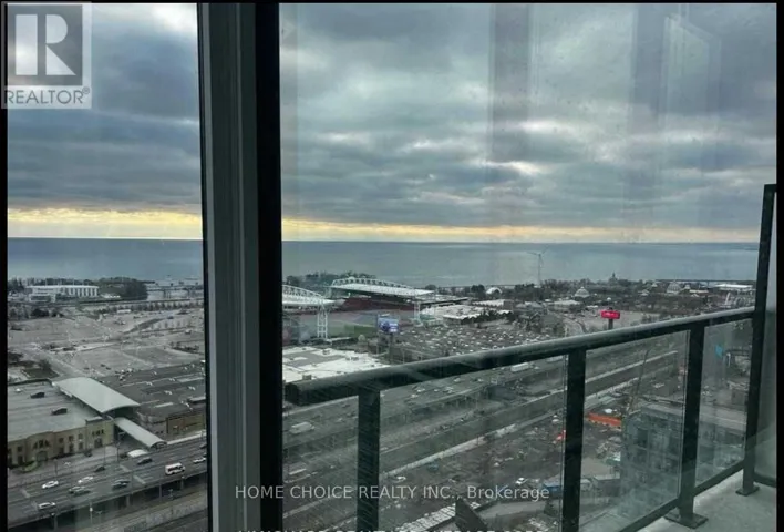 LP 10 - 135 EAST LIBERTY STREET, Toronto (Niagara), Ontario M6K0G7