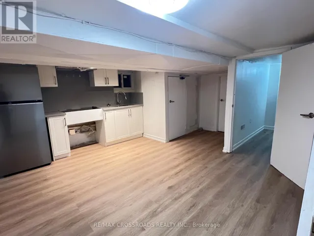 BASEMENT - 82 CURZON STREET, Toronto (South Riverdale), Ontario M4M3B4