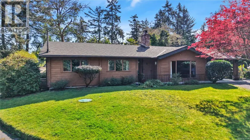 1600 Seacrest Rd, Nanoose Bay, British Columbia V9P9B5