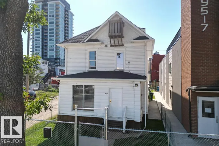 9513 103 AV NW, Edmonton, Alberta T5H0G8