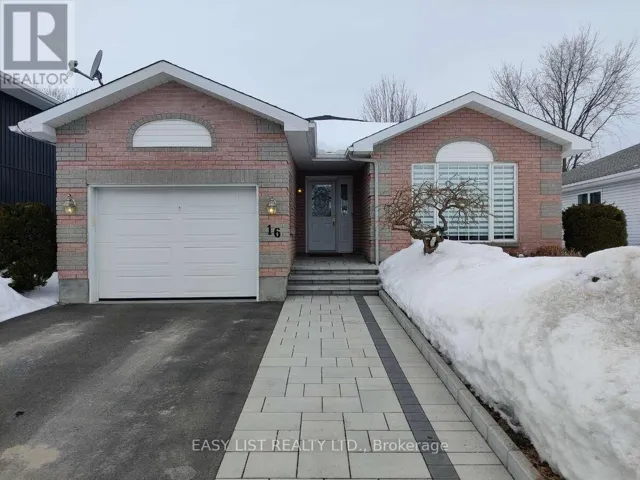 16 FAIRVIEW CRESCENT, Arnprior, Ontario K7S3V7