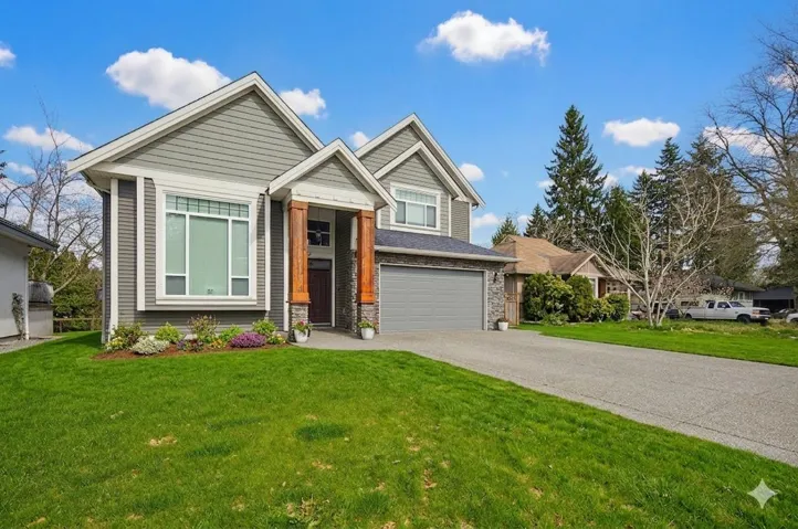 32141 HILLCREST AVENUE, Mission, British Columbia V2V1L3