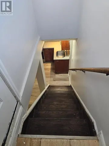 LOWER LEVEL - 672 JANE STREET, Toronto (Rockcliffe-Smythe), Ontario M6N4A7