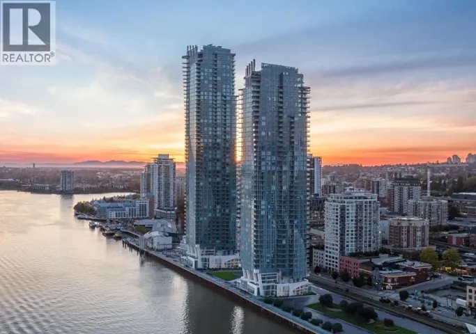 802 660 QUAYSIDE DRIVE, New Westminster, British Columbia V3M0P1