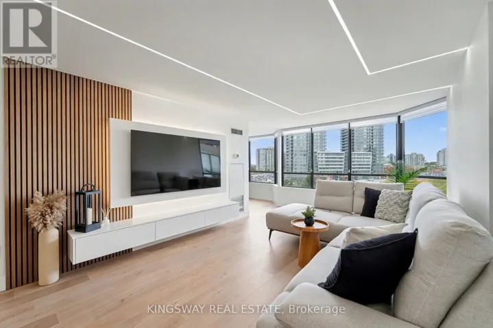 712 - 7420 BATHURST STREET, Vaughan (Brownridge), Ontario L4J6X4