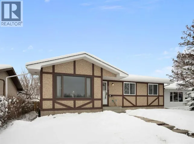232 Silverview Way NW, Calgary, Alberta T3B3K3