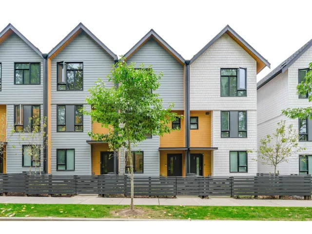 72 16685 25 AVENUE, Surrey, British Columbia V3Z0Z4