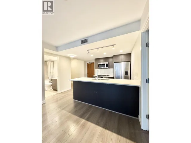 720 8699 HAZELBRIDGE WAY, Richmond, British Columbia V6X0T4