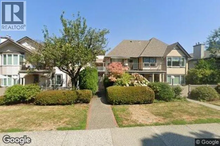 B5 1855 W 10TH AVENUE, Vancouver, British Columbia V6J2A8