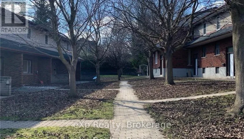 10 - 215 MCNAB STREET, Brockton, Ontario N0G2V0