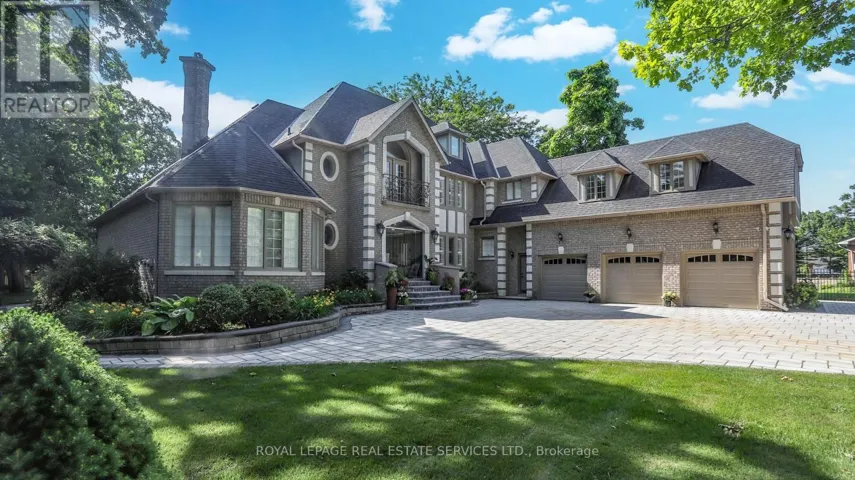 2416 MISSISSAUGA ROAD, Mississauga (Sheridan), Ontario L5H2L1