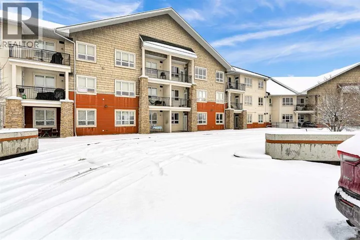 415, 26 Val Gardena View SW, Calgary, Alberta T3H2V9