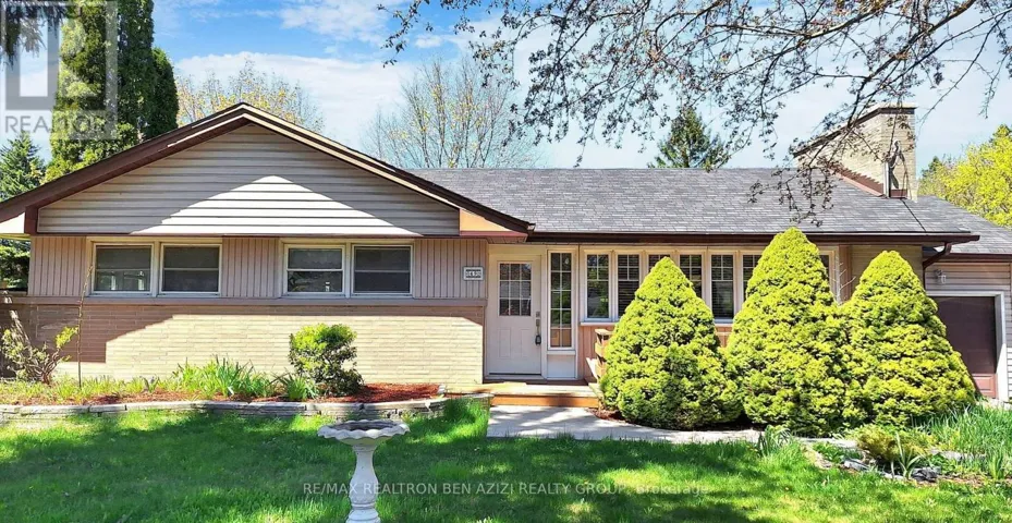 49 DON MOR DRIVE, Newmarket (Central Newmarket), Ontario L3Y1G8