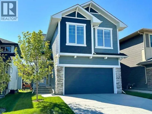 44 Ranchers Way, Okotoks, Alberta T1S4C8
