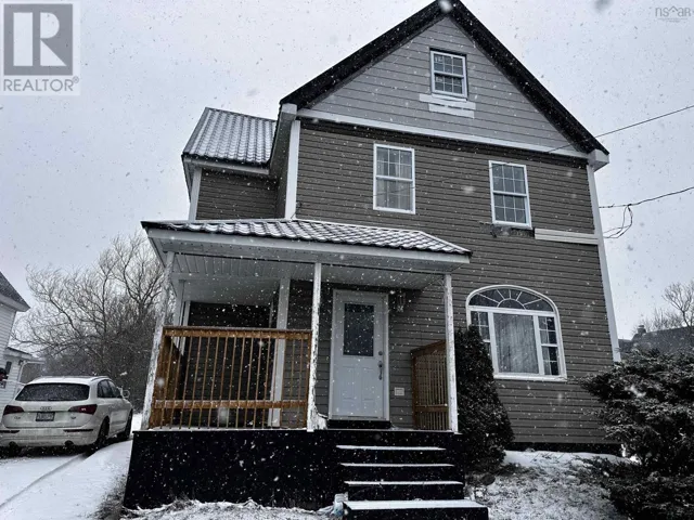 24 Reserve Street, Glace Bay, Nova Scotia B1A4V8