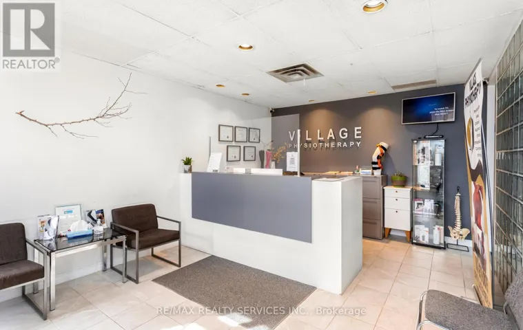 #100 - 57 VILLAGE CENTRE PLACE, Mississauga (City Centre), Ontario L4Z1V9