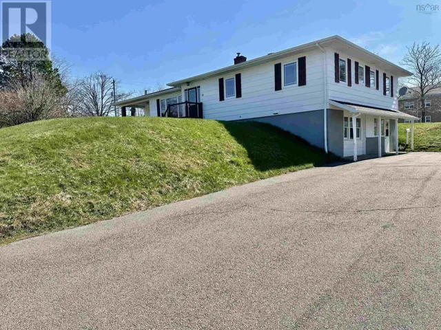 18 Sydney road Road, Port Hawkesbury, Nova Scotia B9A3A4