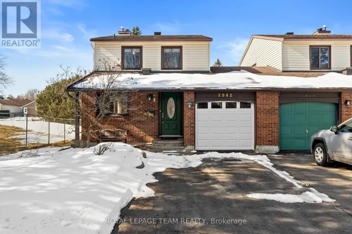 7942 DECARIE DRIVE, Ottawa, Ontario K1C2K3