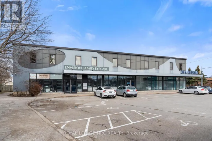 240 - 411 LAKE STREET, St. Catharines (Lakeport), Ontario L2N4H5