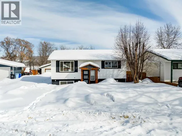 106 Hill Drive, Fort McMurray, Alberta T9H2B5