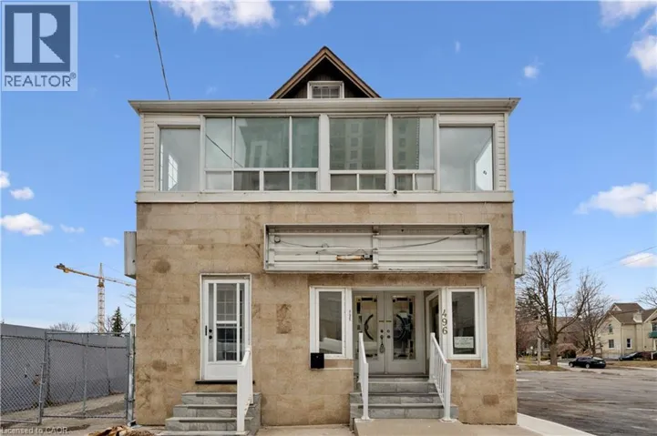 496 E KING Street E, Kitchener, Ontario N2G2L6