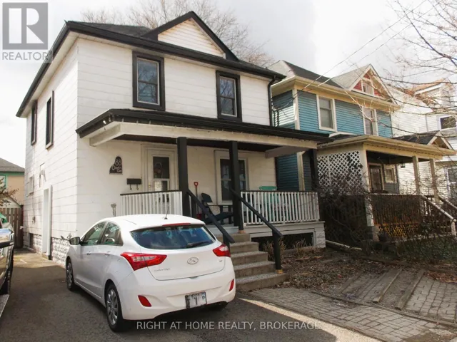 88 CHAPLIN AVENUE, St. Catharines (Downtown), Ontario L2R2E7