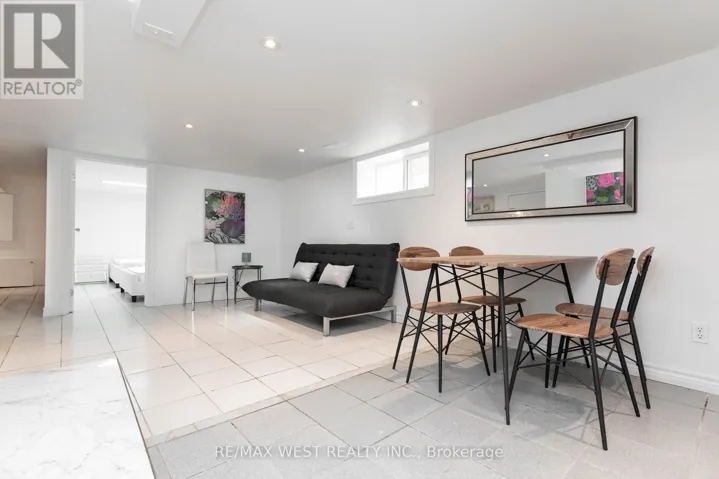 LOWER - 1166 OSSINGTON AVENUE, Toronto (Wychwood), Ontario M6G3W1