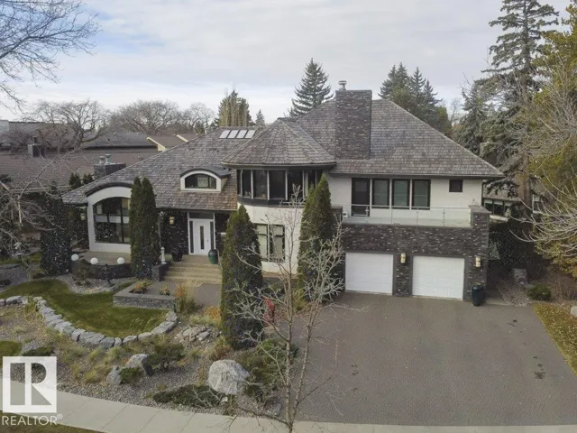 11 WELLINGTON CR NW, Edmonton, Alberta T5N3V2