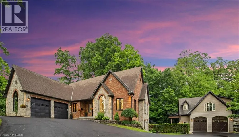 515 HAMILTON Drive, Ancaster, Ontario L9G2A9