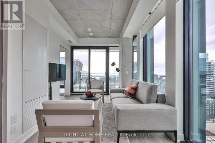 2404 - 284 KING STREET, Toronto (Moss Park), Ontario M5A1K4