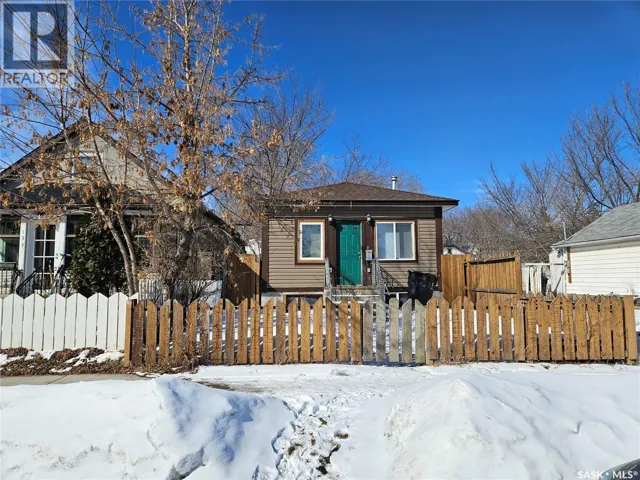 131 M AVENUE S, Saskatoon, Saskatchewan S7M2K1